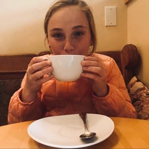 Meet your Posher, Olivia